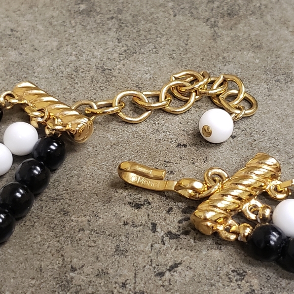 Monet 3 Strand Black & White Beaded Neckace vintage choker collar - Picture 9 of 9